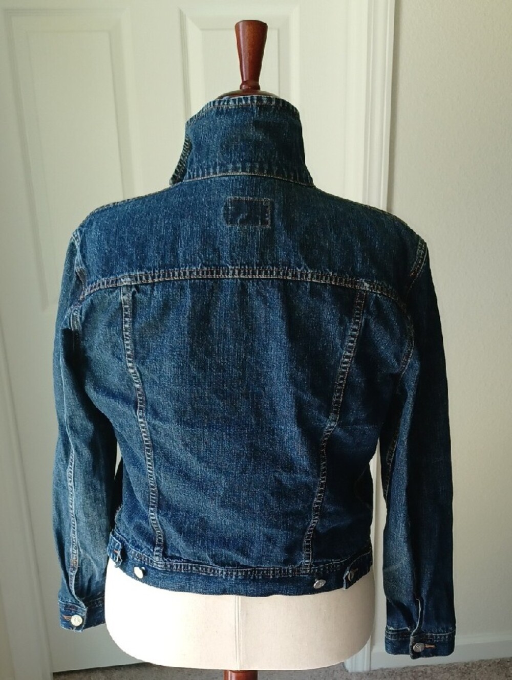 Calvin Klein Jeans Dark Blue Denim Jacket Large - Picture 5 of 8